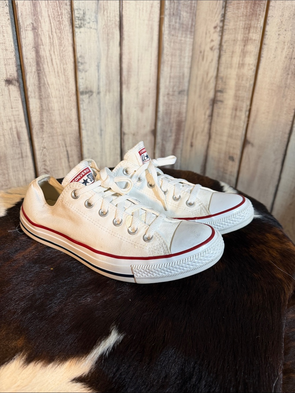 Converse Low Top Sneakers in White with Red and Black Stripe